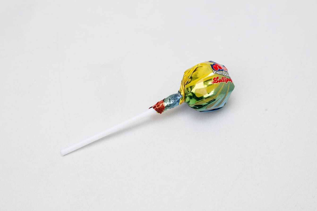 Cape Candy’s iPop Rainbow Lollipops - Image 2